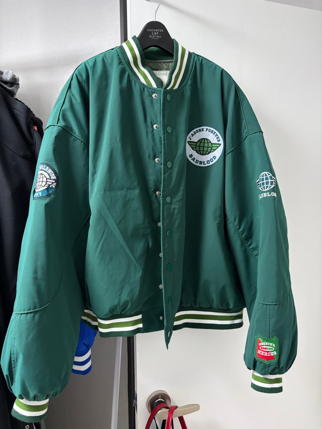 배드블러드 패딩 바시티자켓 M 상품이미지1