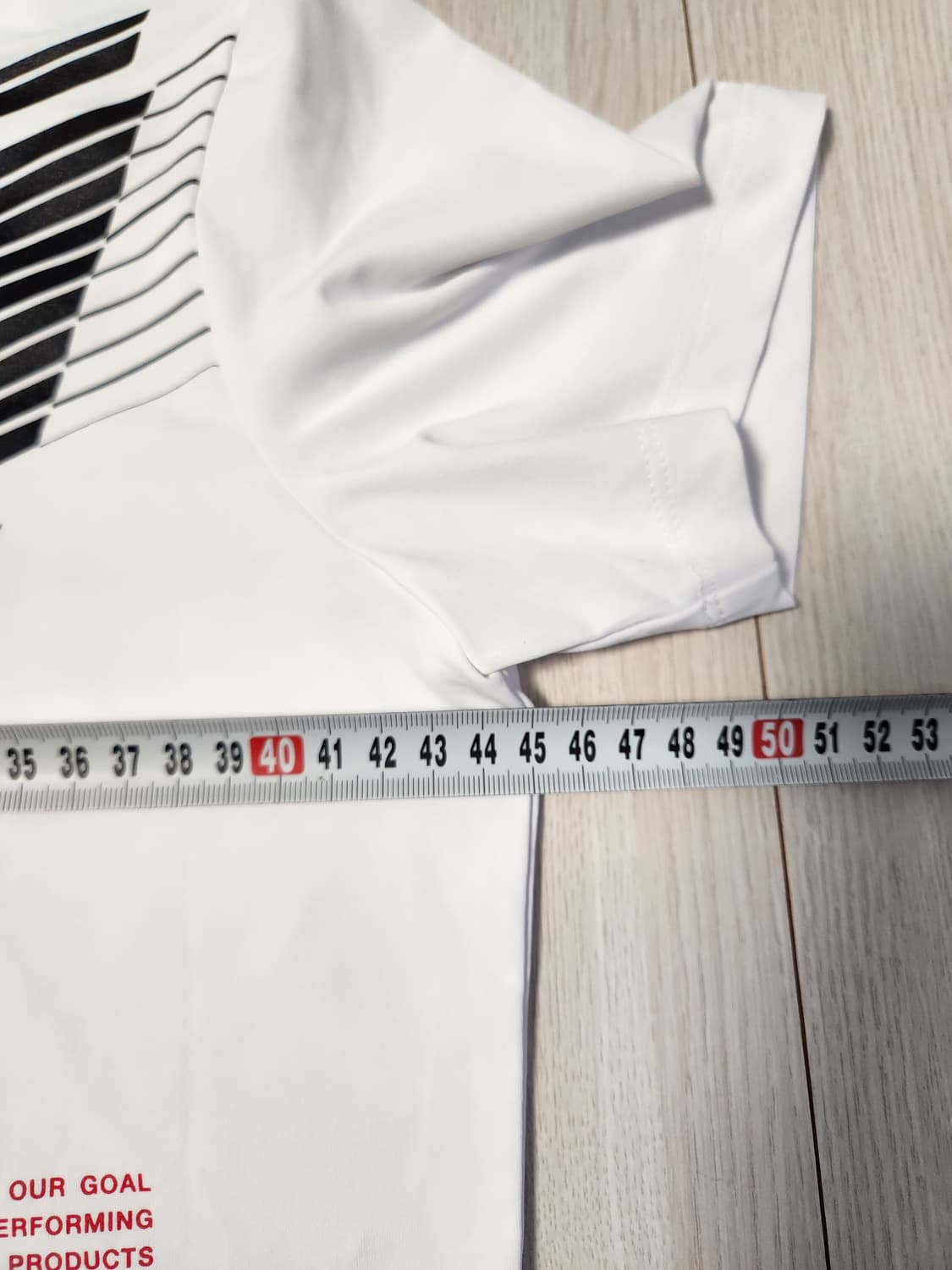 새상품급)다이나핏 스매쉬 반팔티 YWM21229W2 사이즈90 s

스포 상품이미지2