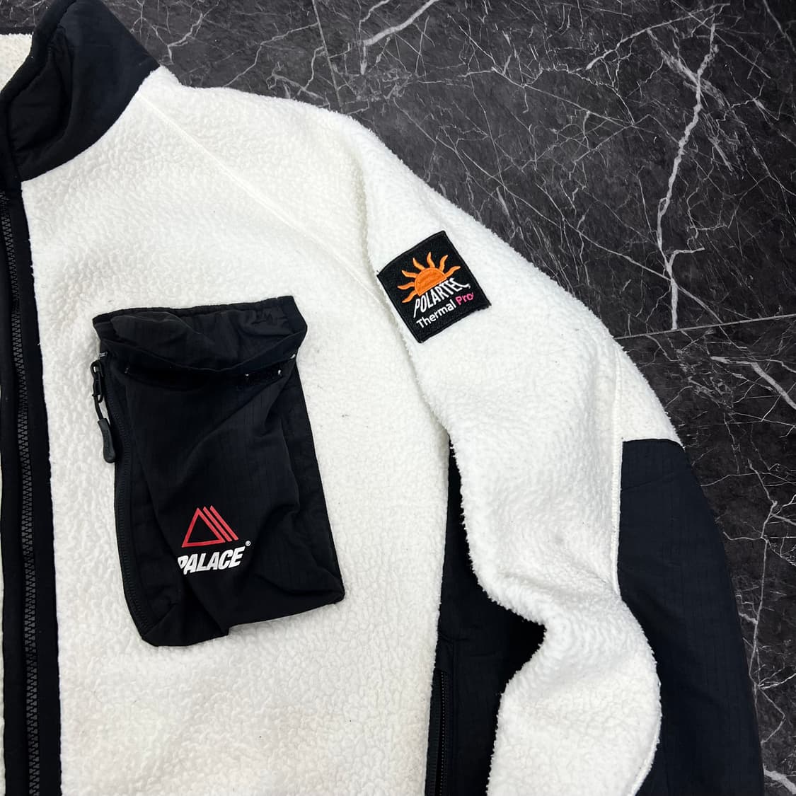 팔라스 Polartec go-go 플리스 집업 자켓 화이트 블랙 상품이미지8