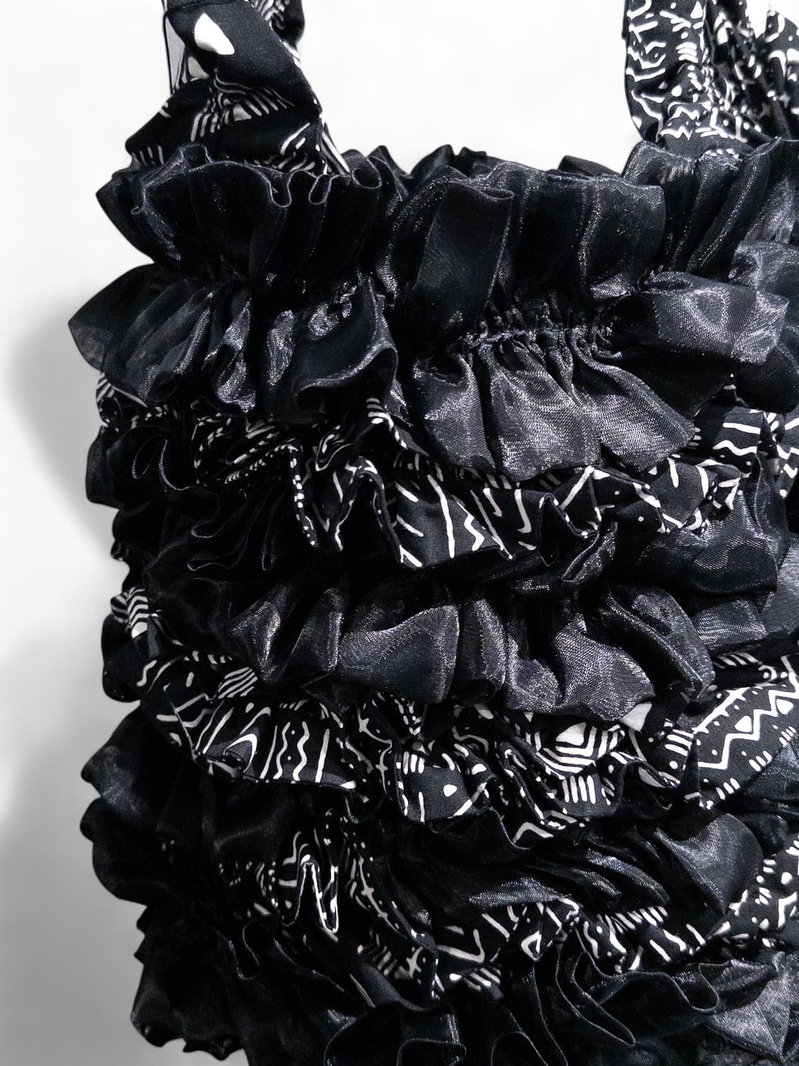 Cloudy Africa Project Ruffle Tote Bag 상품이미지2