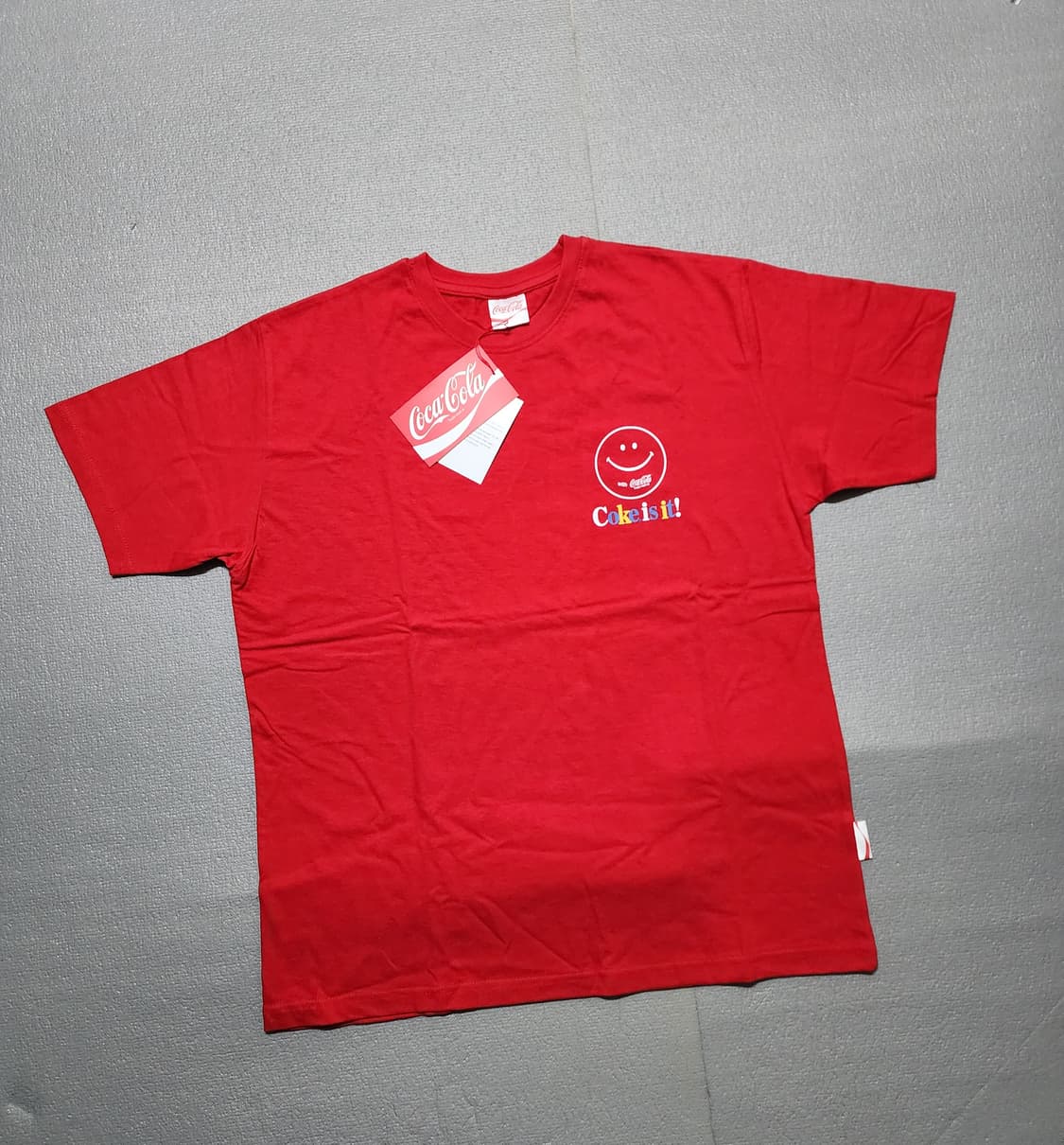 미사용 코카콜라 Coke is it! 레드 반팔 티셔츠 상품이미지1
