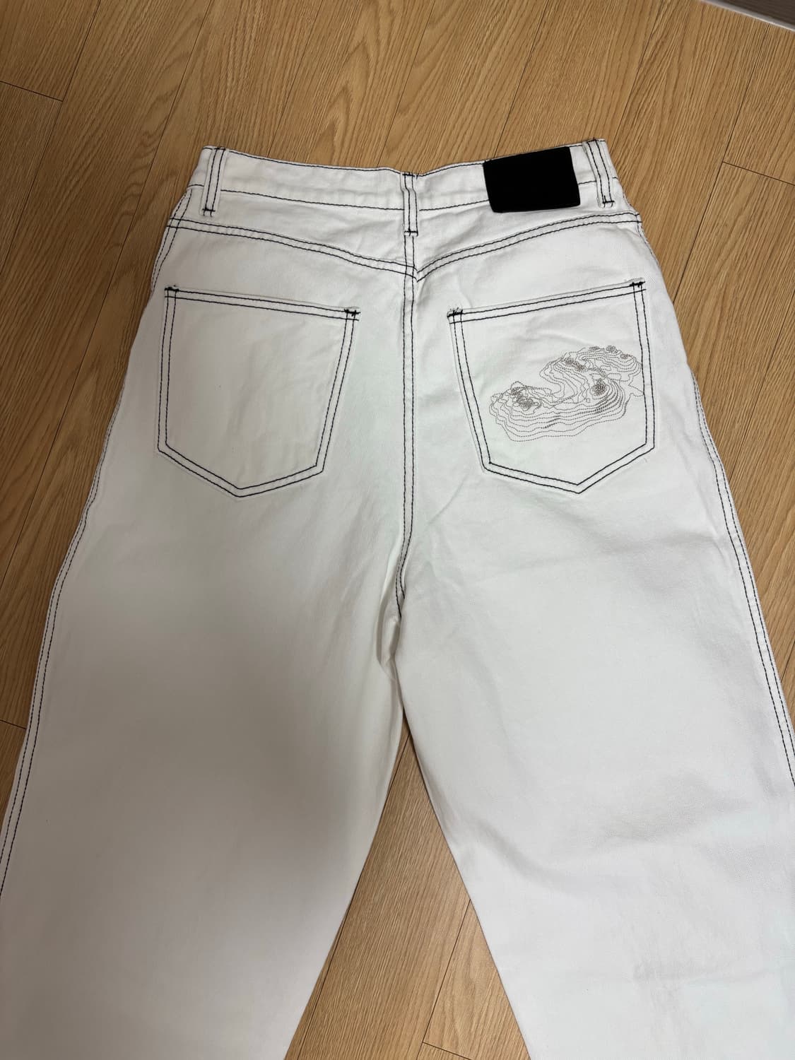 스웨이드 컨투어 포켓 데님 화이트 상품이미지2