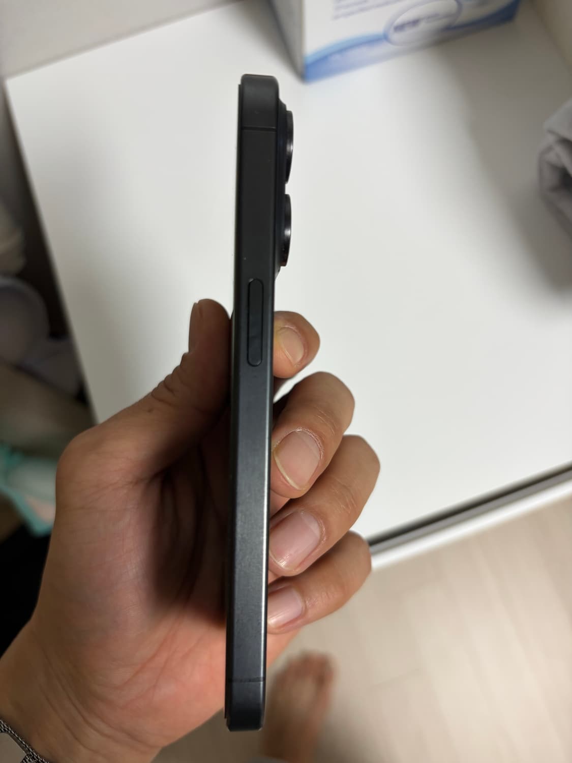 아이폰 15프로 128 블랙티타늄 판매합니다 상품이미지3