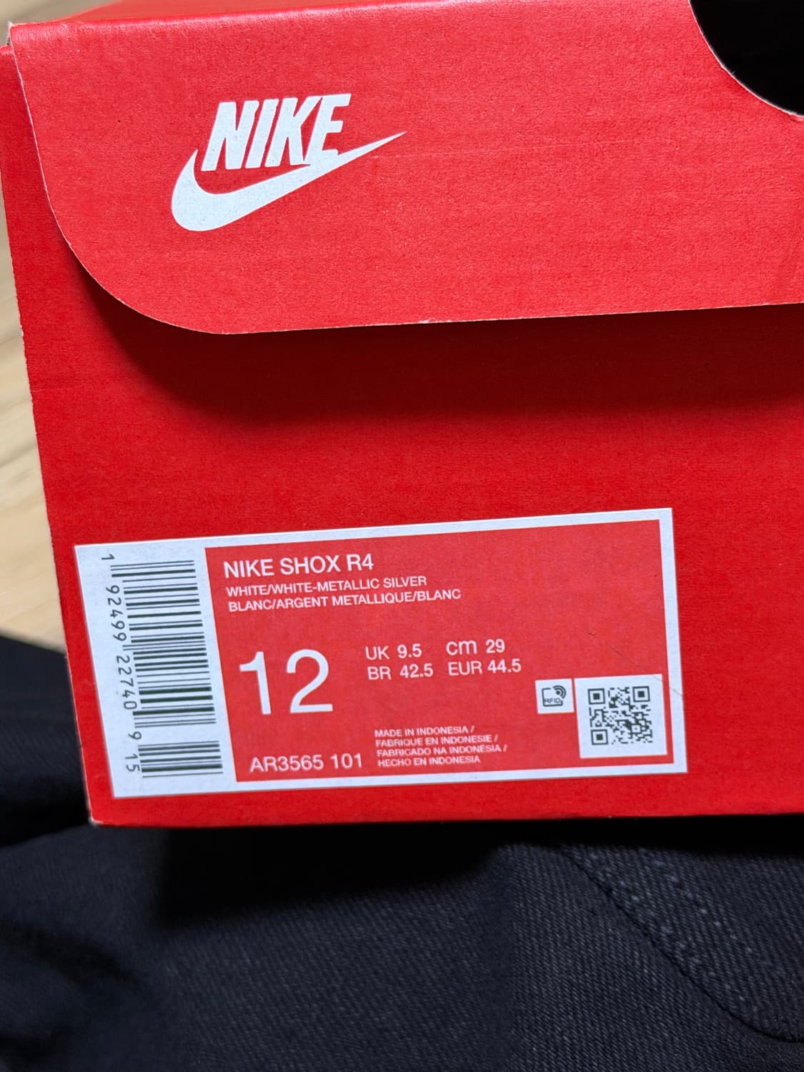나이키 샥스 R4 화이트 메탈릭 실버 290 상품이미지8