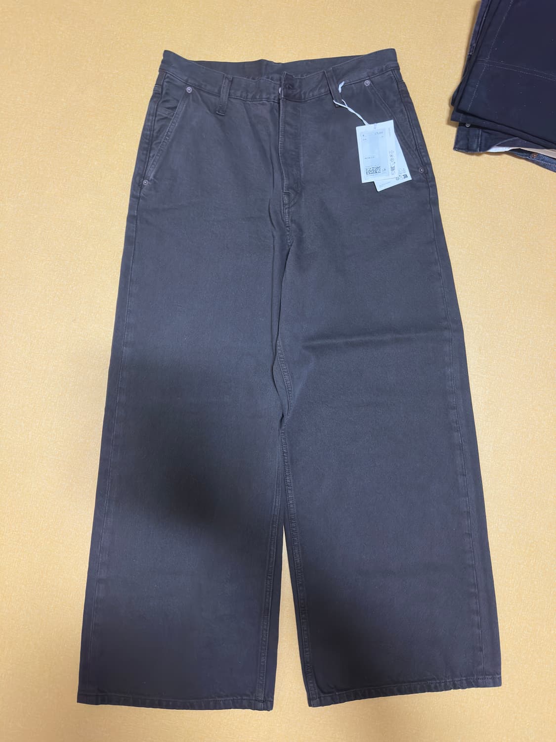 (새상품) cos 와이드레그데님 다크브라운 32 상품이미지1