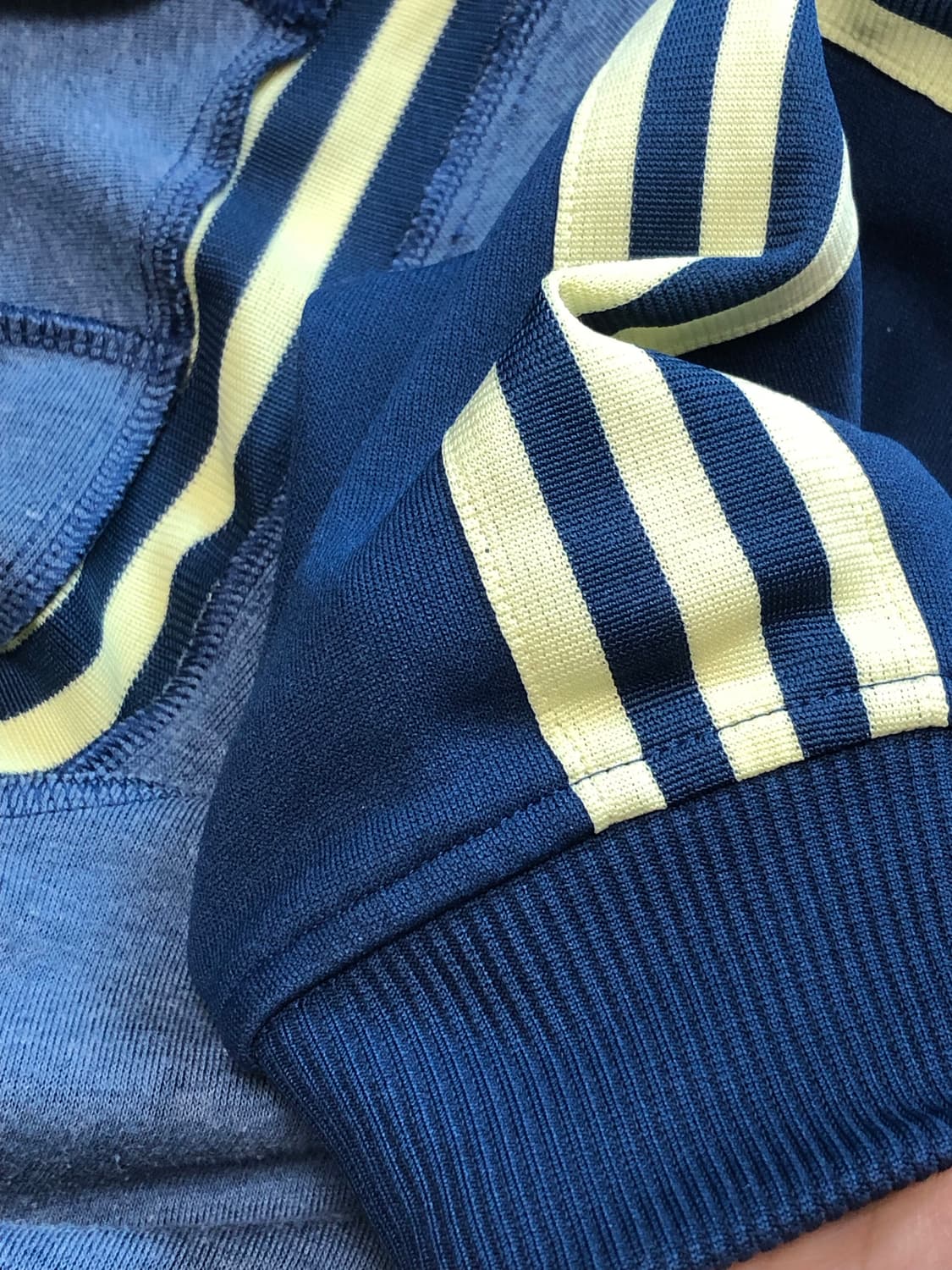 L 아디다스 후드집업 져지 자켓 연노랑 짙은파랑 네이비 상품이미지5