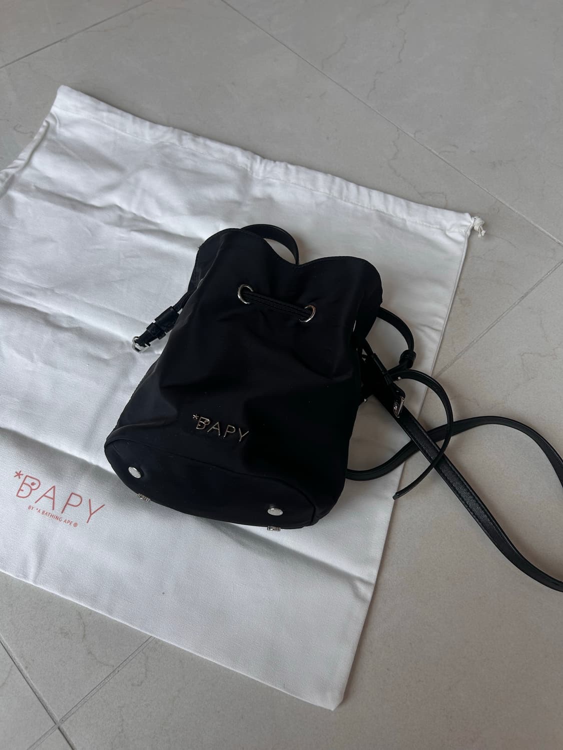 BAPY 베이피 나일론 버킷백 크로스백 상품이미지8