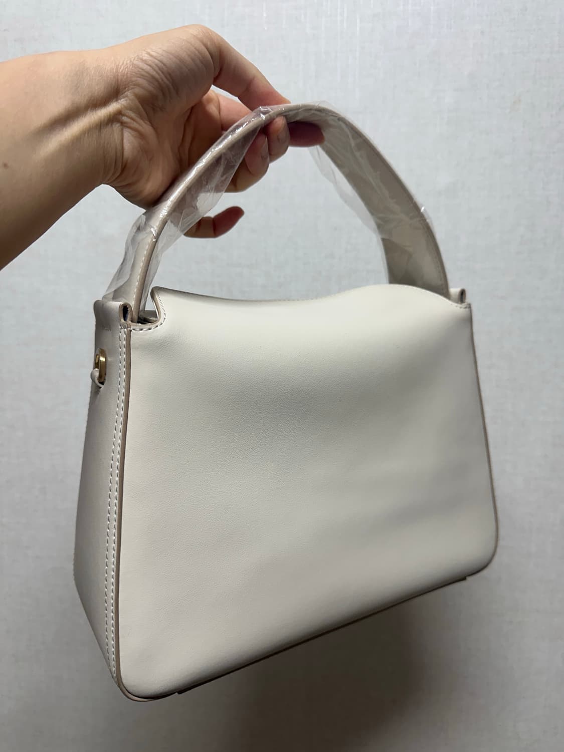 (새상품) HOZE 호재 멜로우 크림백 소가죽 (크로스끈X) 상품이미지10