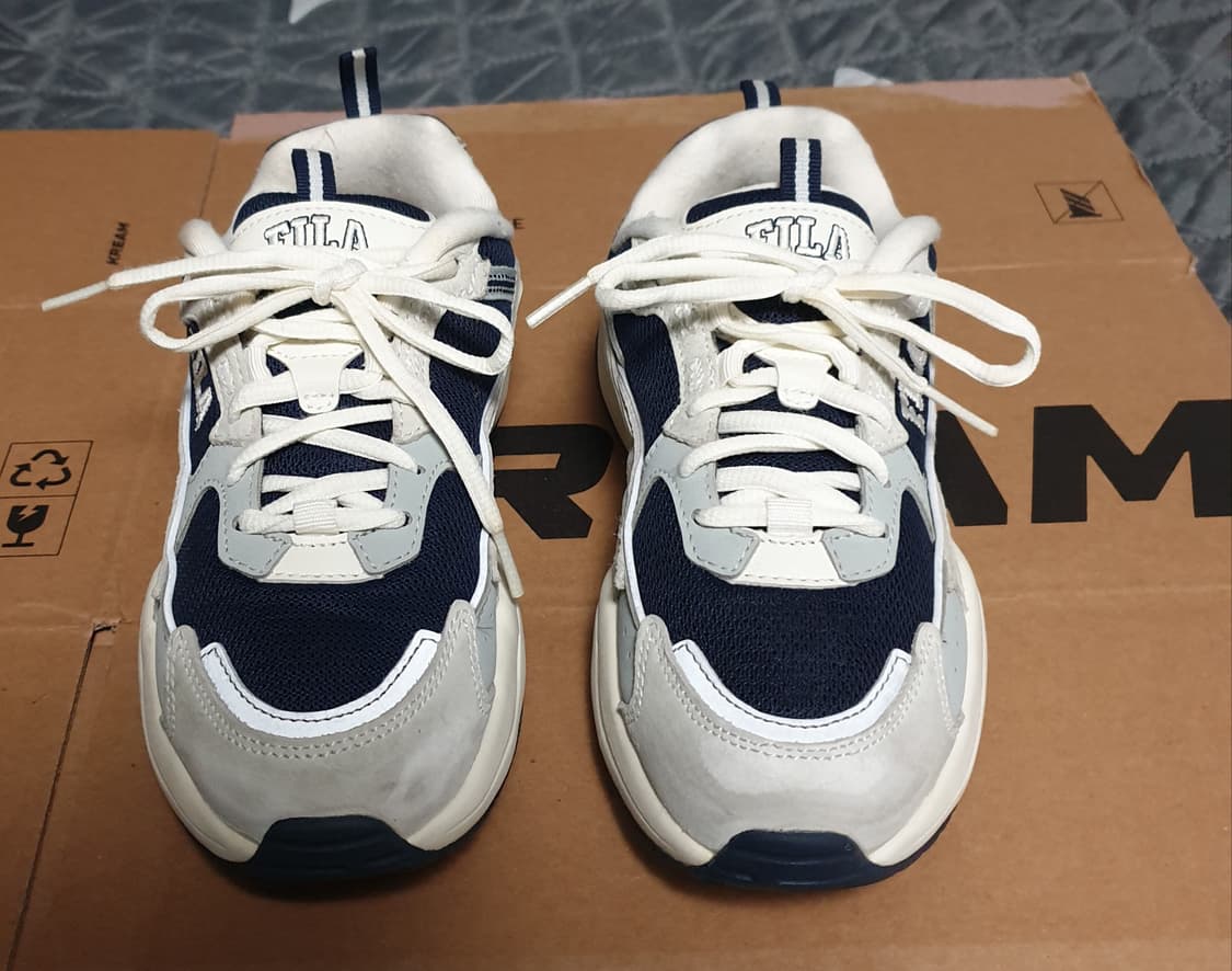 FILA 레이플라이드 어글리 스니커즈 (230) 상품이미지3