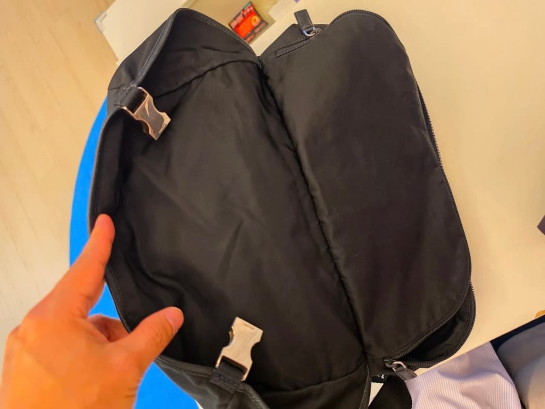 프라다 바이커백 라지 2vh991 상품이미지4