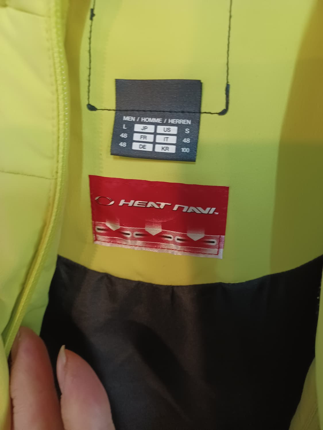 데상트 형광 패딩 L 상품이미지3