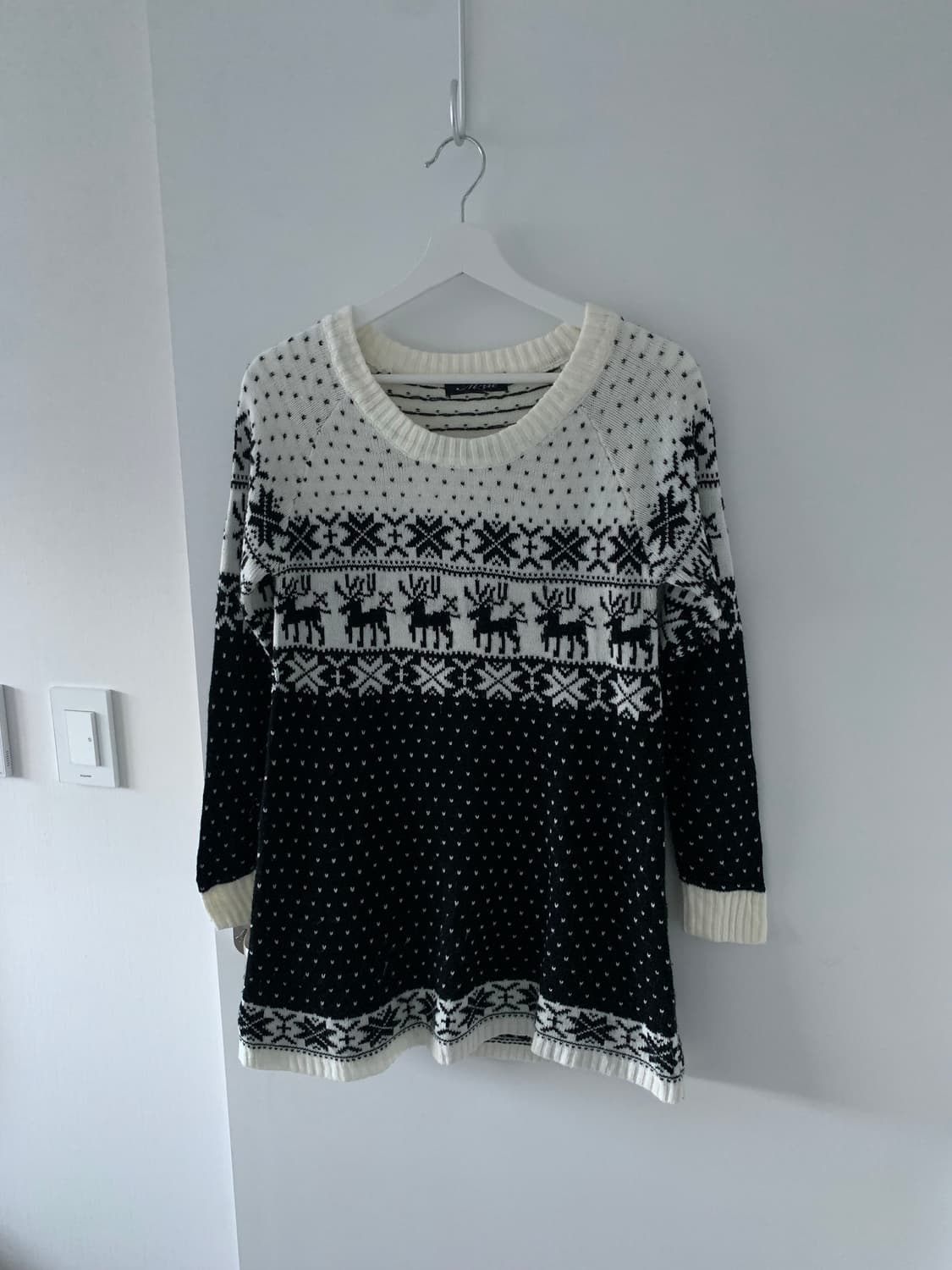 루돌프 눈꽃 니트 상품이미지1