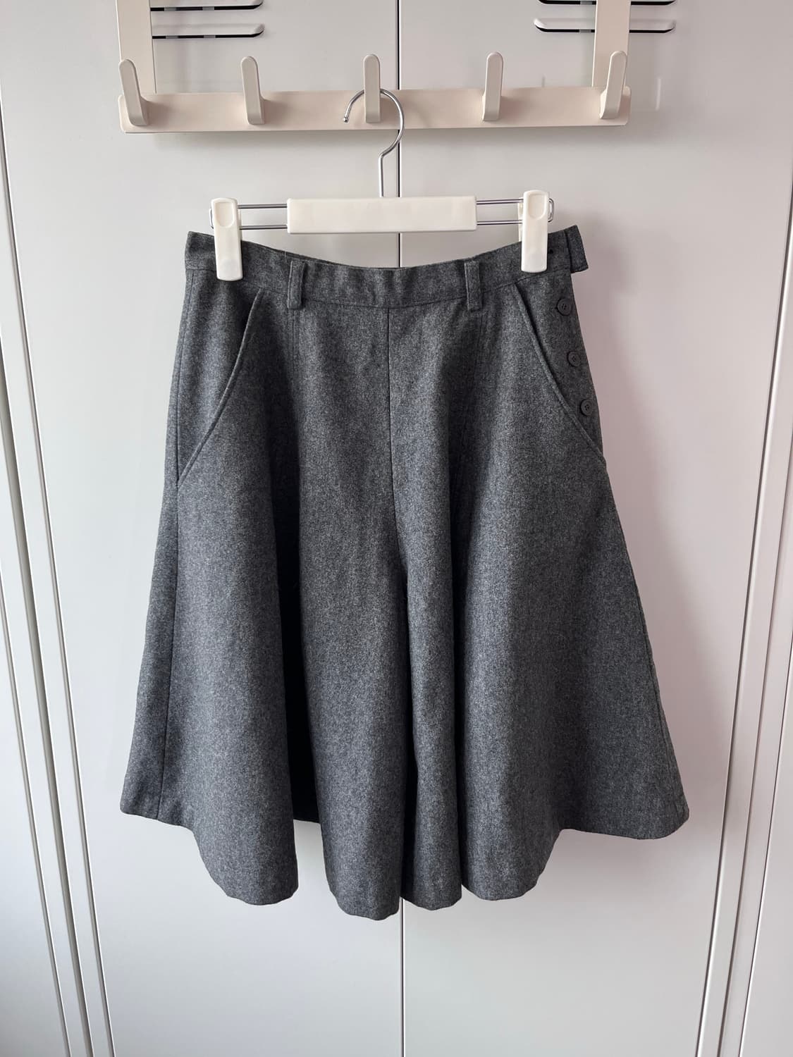 Christian Dior sports 디올 그레이 7부 울 미디 팬츠 상품이미지7