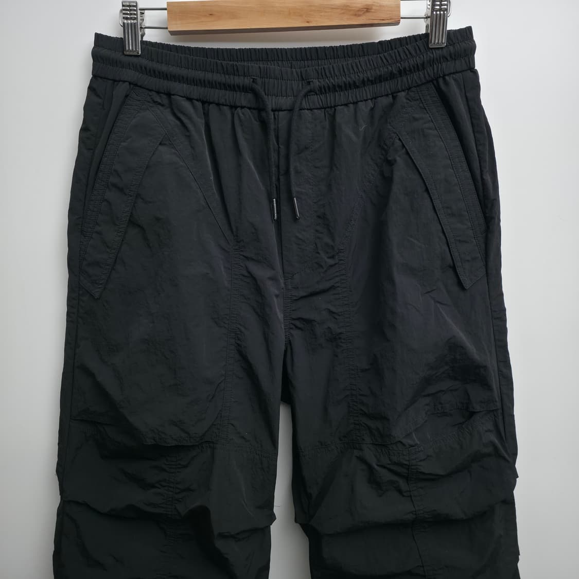 [44] 준지 블랙 나일론 파라슈트 팬츠 상품이미지2