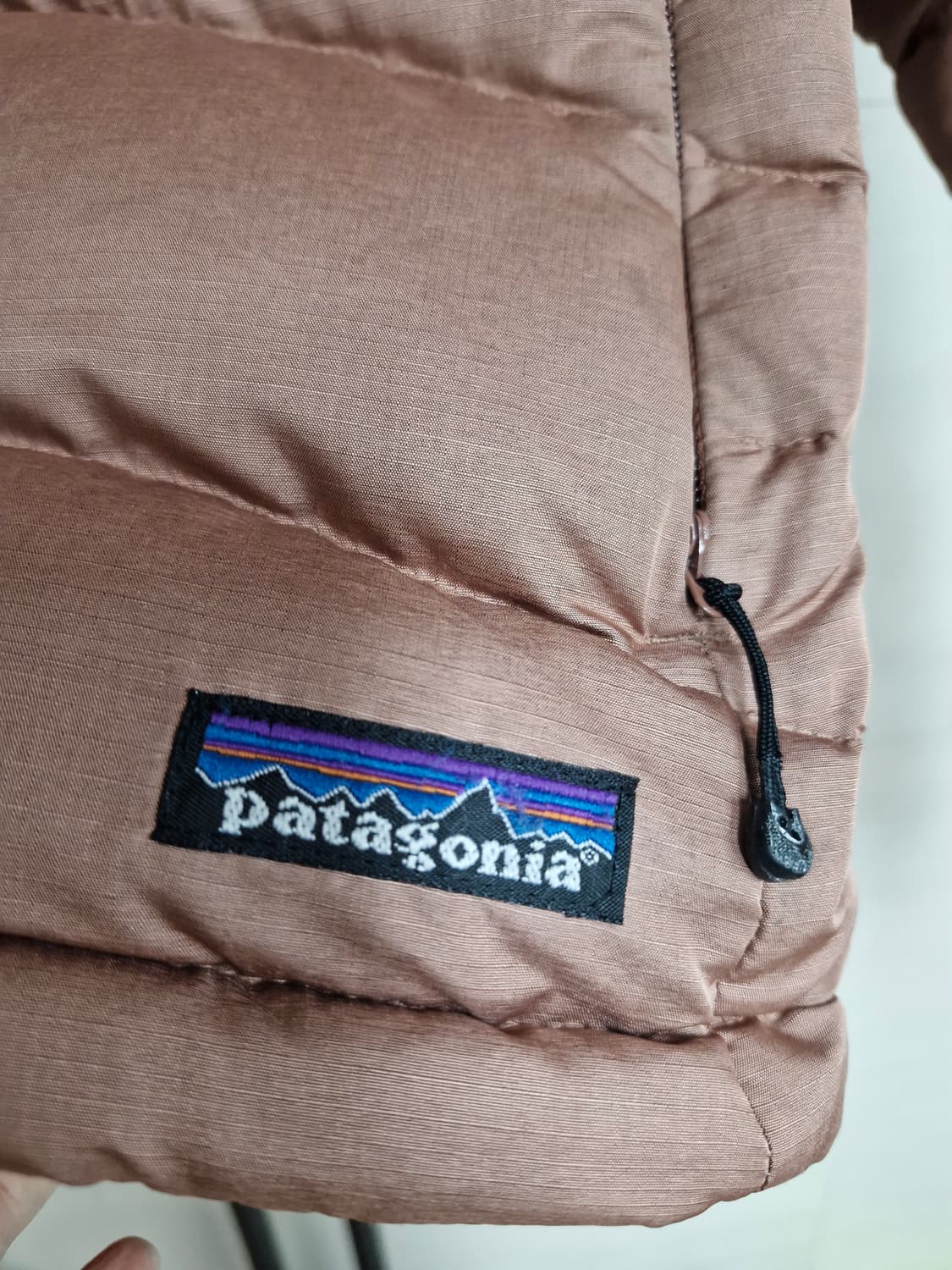 파타고니아 여성 패딩  상품이미지3