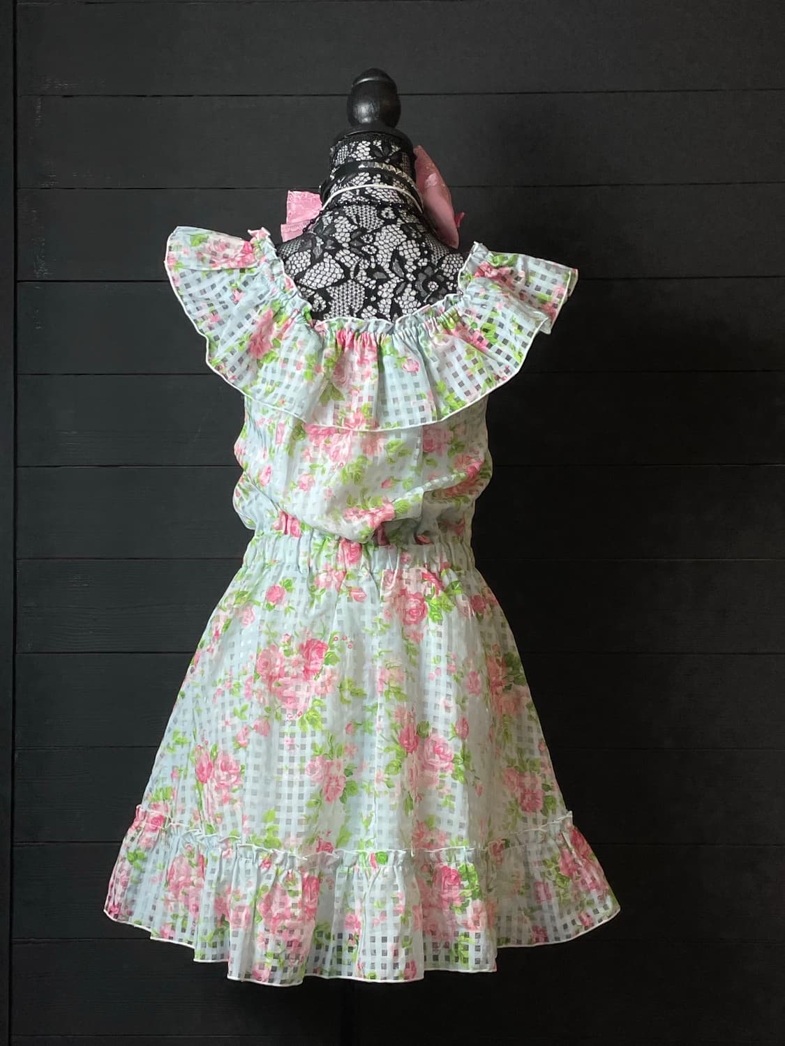 DEARY 디아리 핑크 플라워 체크 패턴 프릴 오프숄더 원피스 상품이미지3