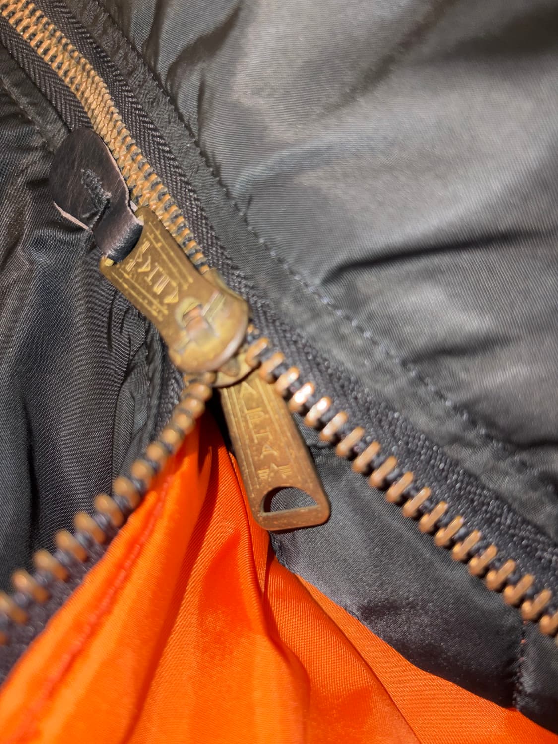 ALPHA INDUSTRIES MA-1 Bomber Jacket 상품이미지4