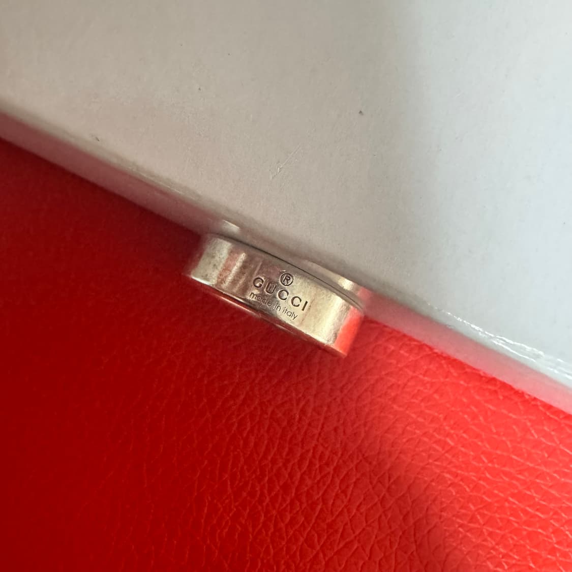 구찌 다이애그널 인터로킹 G 링 15호 상품이미지3