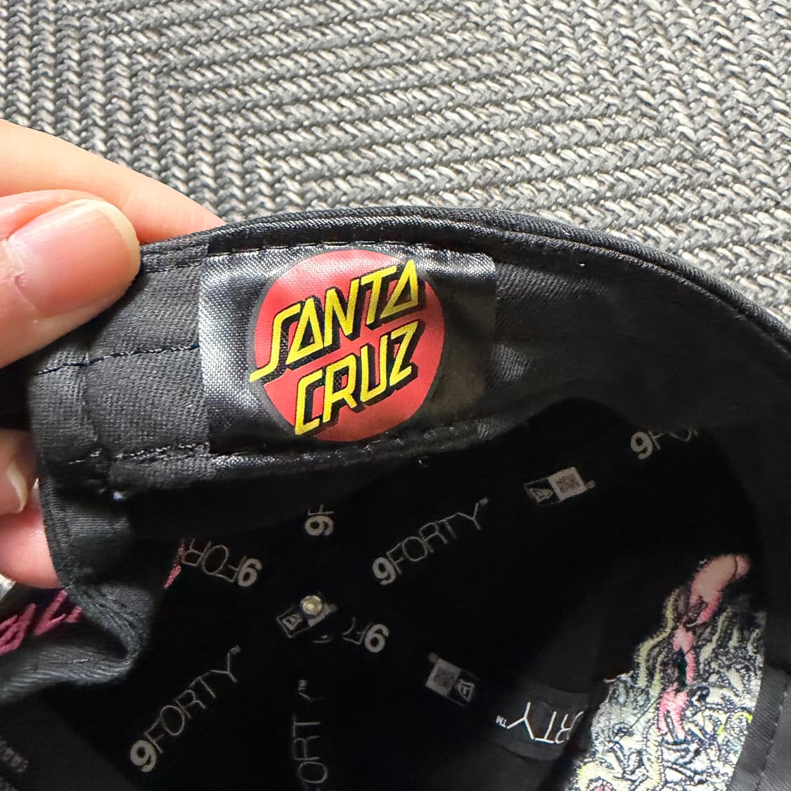 뉴에라 9FORTY 블랙 볼캡 드래곤 자수(OS) 상품이미지6