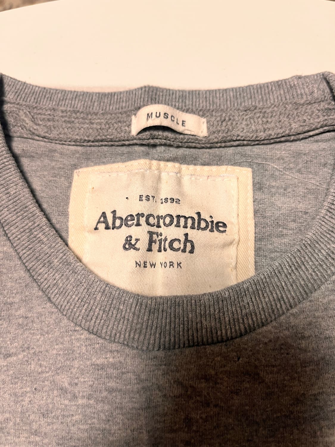 아베크롬비 반팔티 M 상품이미지4