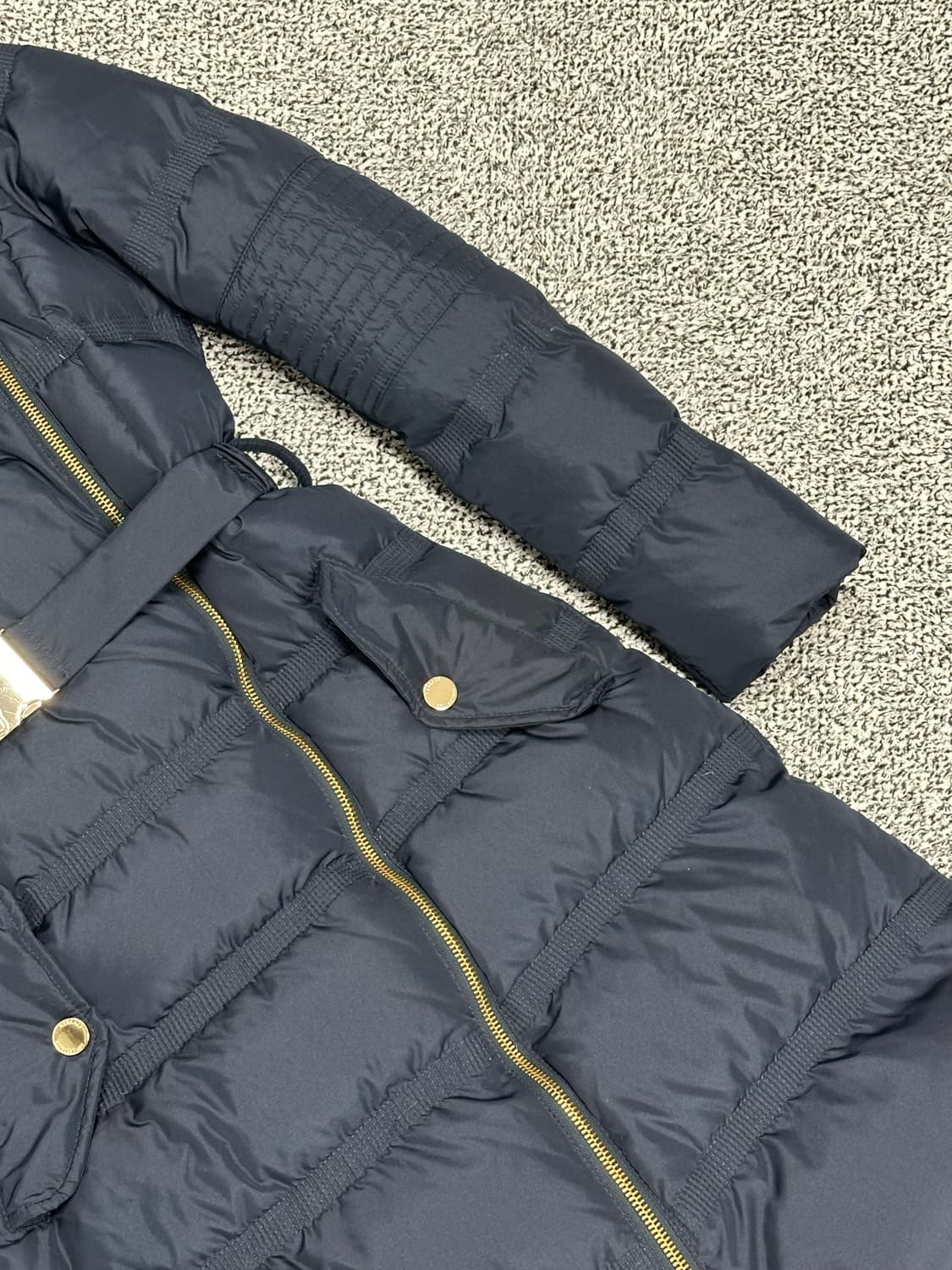 베르사체 벨티드 여성 롱패딩 상품이미지3