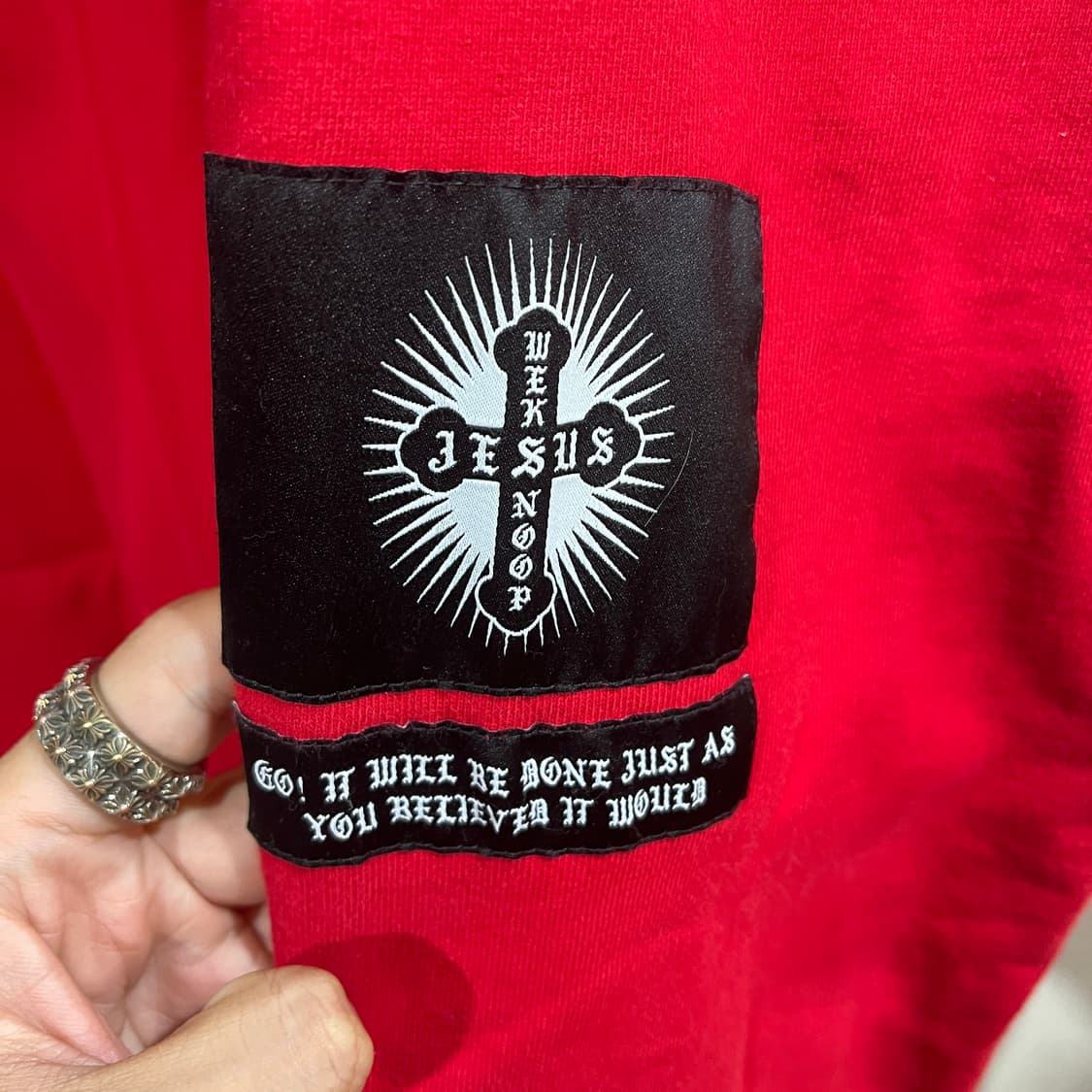 (오버핏 L) 윅스눕 마리아 후드 티셔츠 레드 상품이미지4