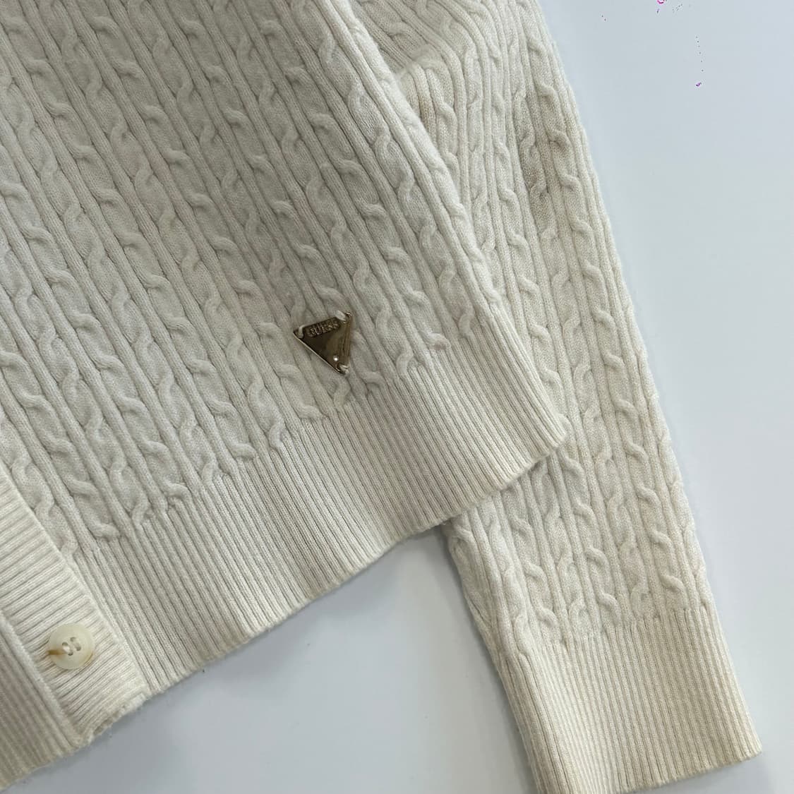 Guess 게스 아이보리 케이블 니트 가디건 상품이미지4