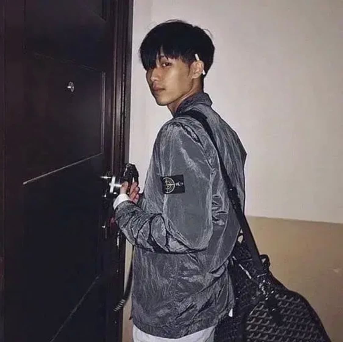 [XL] 17fw 스톤아일랜드 나일론메탈셔츠 그레이 상품이미지1