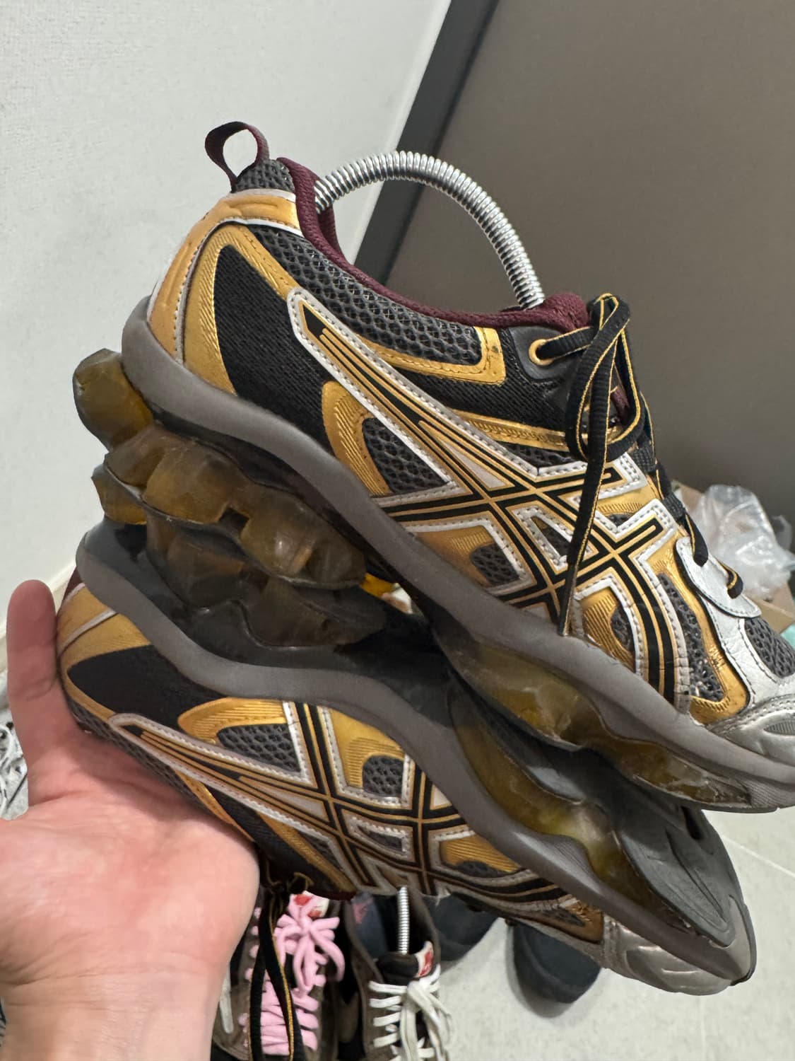 아식스 젤 퀀텀 키네틱 카본 퓨어 골드 상품이미지4