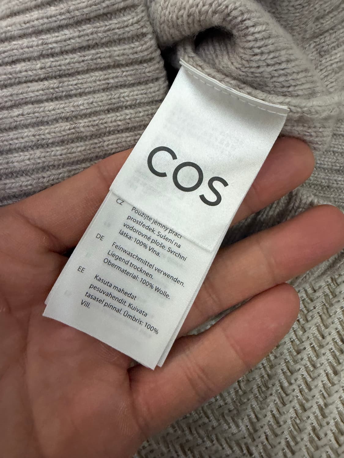 정품) COS 코스 여성 핑거홀 니트 스웨터 S 상품이미지6