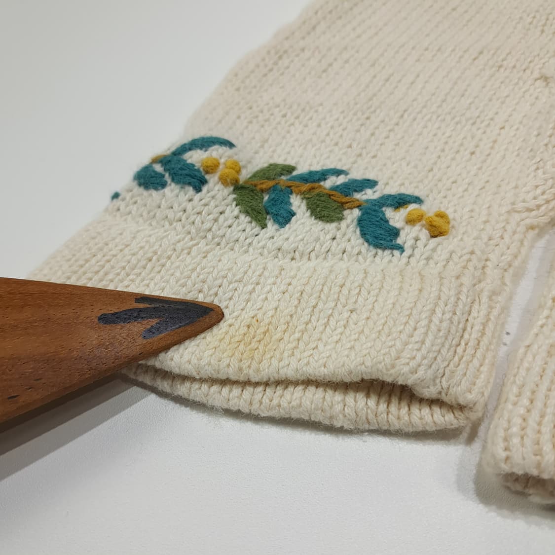 CL149 S 엘엘빈 라미혼방 자수 니트 상품이미지8