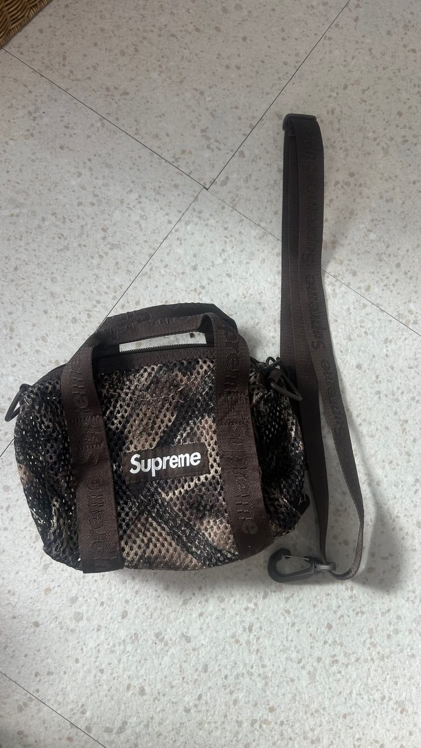 슈프림 메쉬 미니 더플백 트루팀버 카나티 카모 상품이미지2