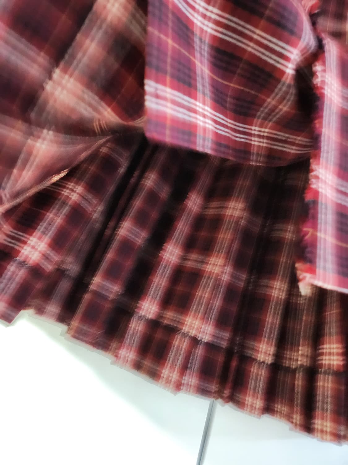 버버리 체크 플리츠 스커트 상품이미지4