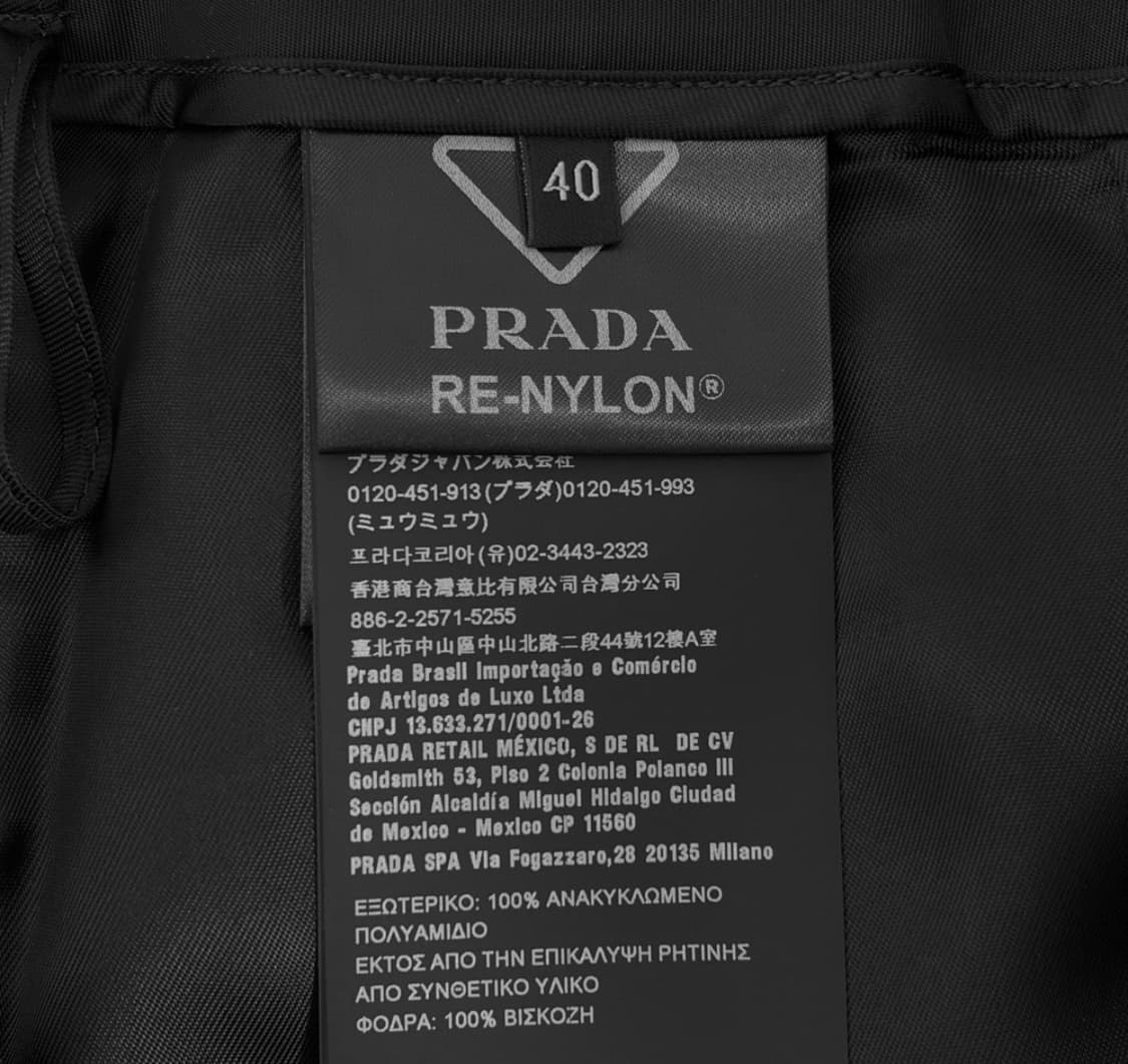 [40] 프라다 여성 빅 삼각로고 리나일론 미니 스커트 치마 블랙 상품이미지9