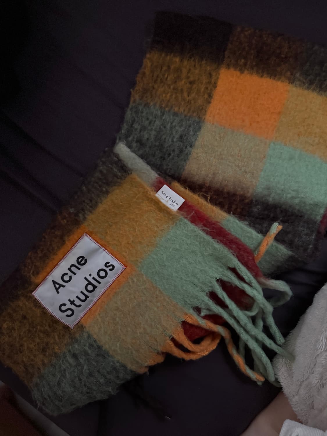 아크네스튜디오 체크 머플러 구형 상품이미지3