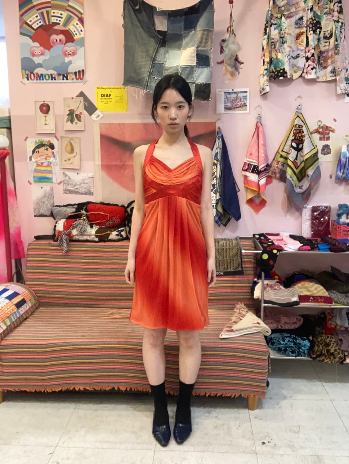 착샷) 루비 홀터넥 플레어 파티 드레스 상품이미지8