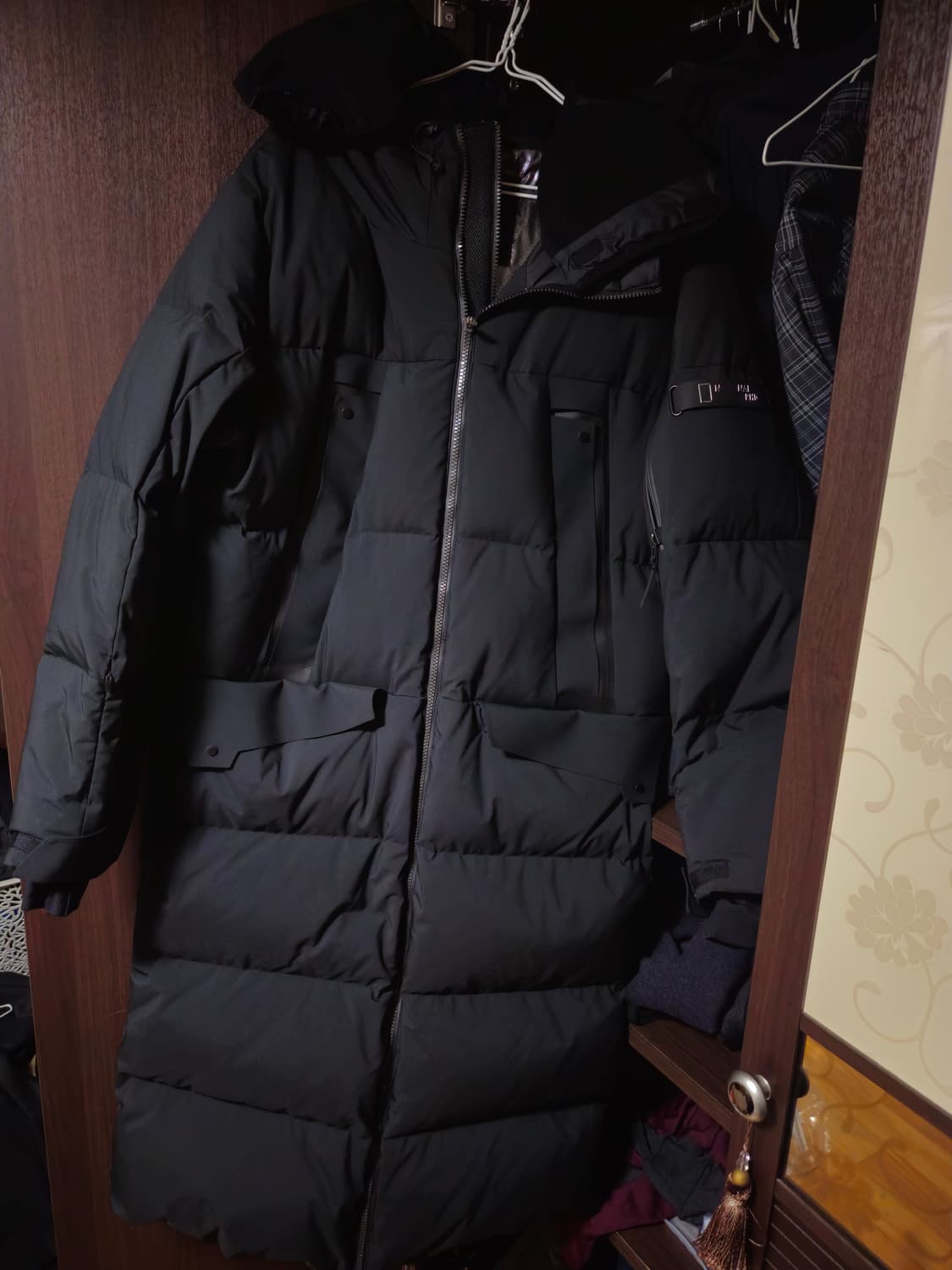 내셔널지오그래픽 롱패딩 블랙 100(L) 상품이미지1