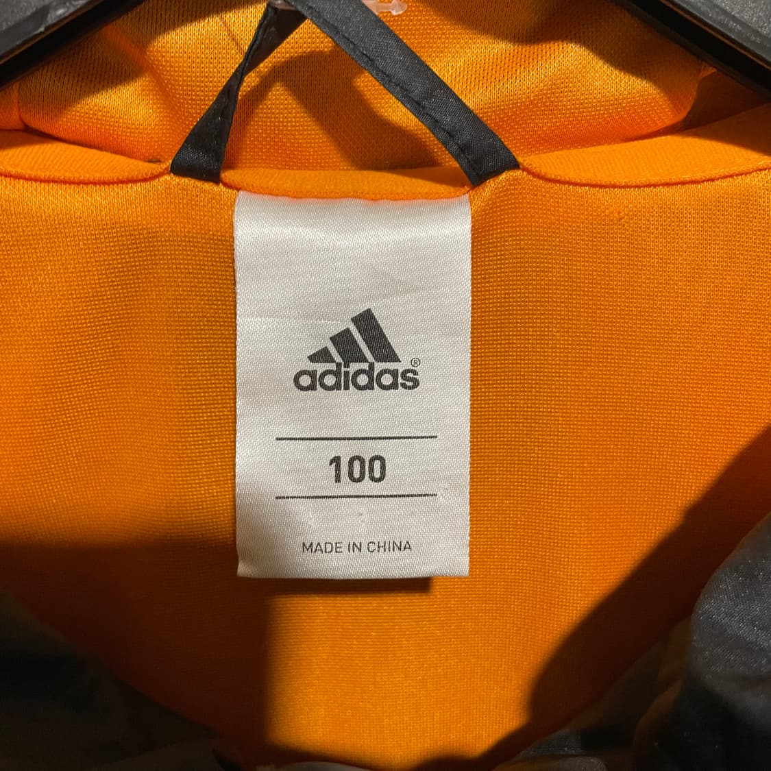 아디다스 레알마드리드 바람막이 상품이미지3