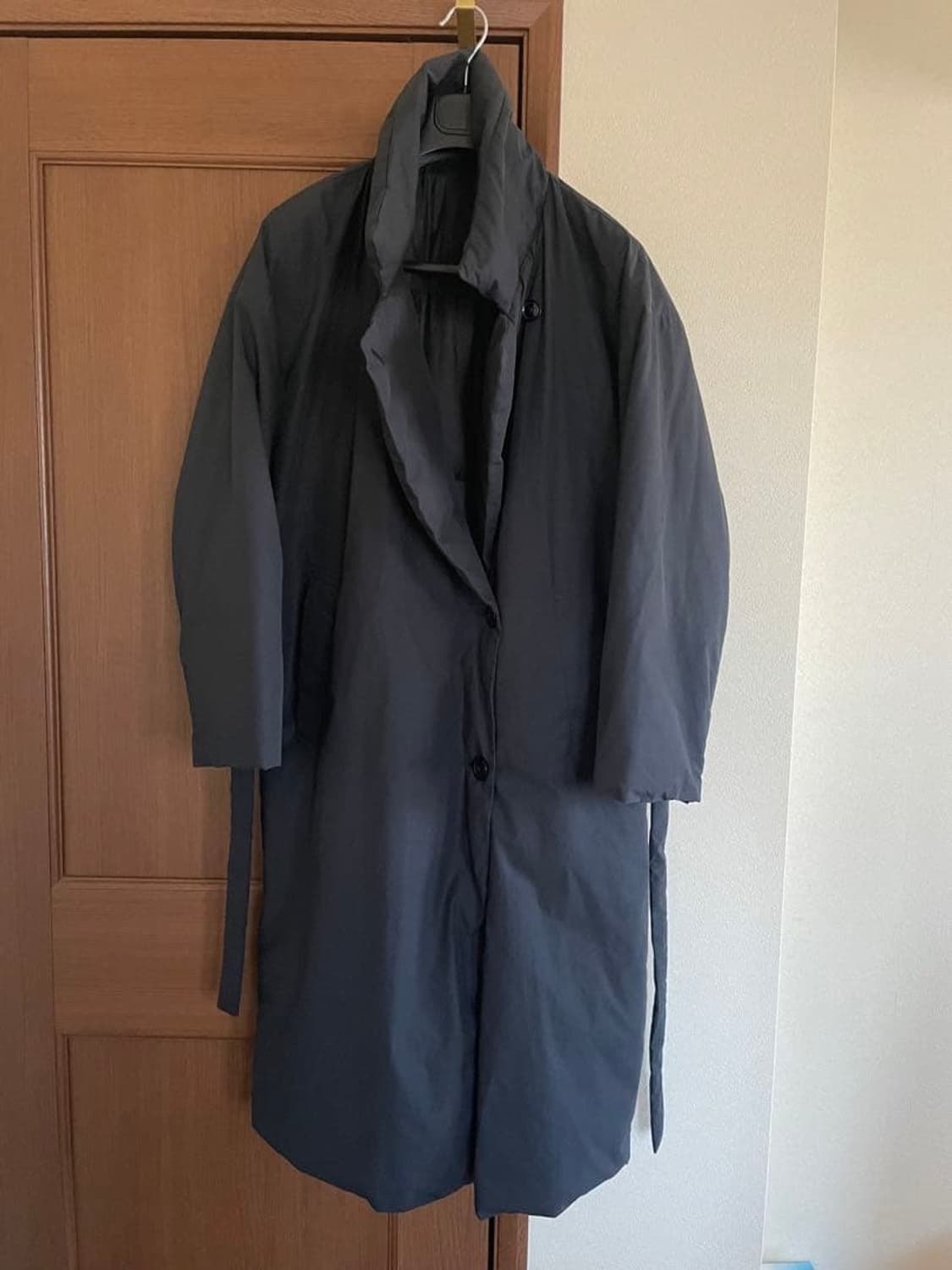 르메르 x 유니클로 20FW 패디드 코트 다크 그레이 L 상품이미지1