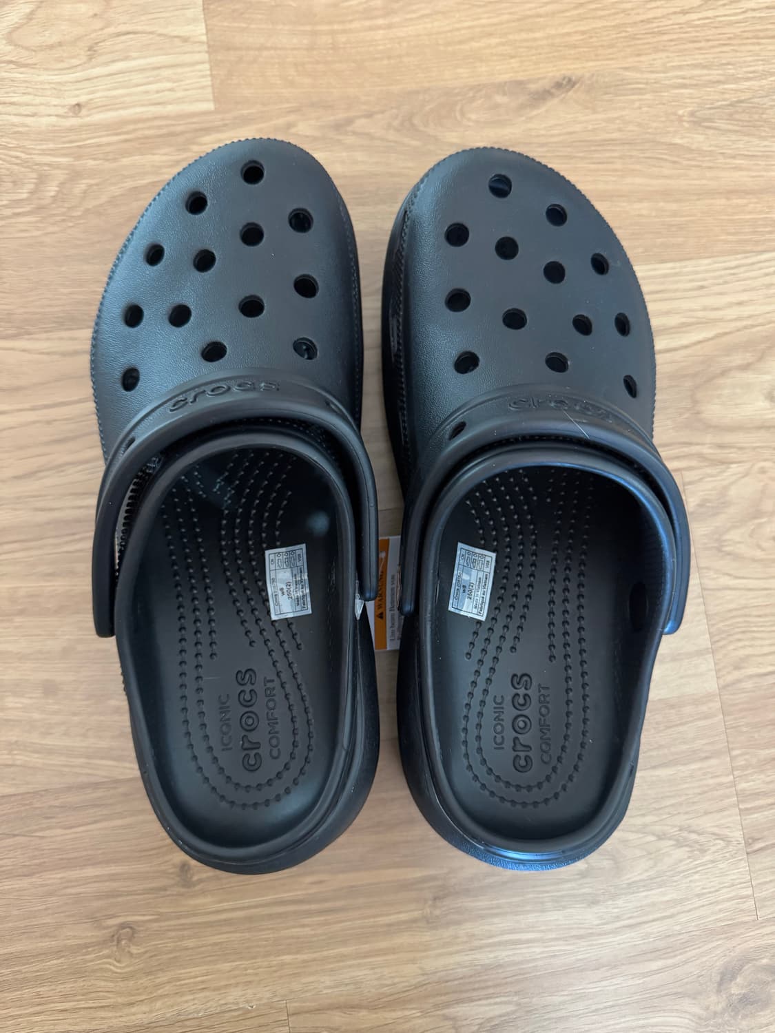 크록스 클래식 플랫폼 클로그 블랙  상품이미지1