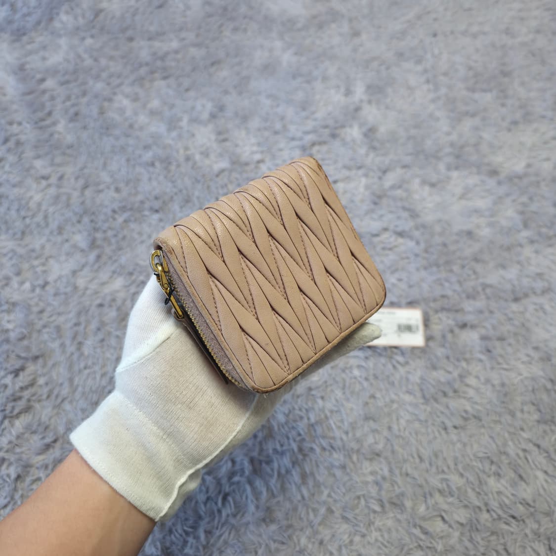 {클로젯}[보증서]미우미우 마테라쎄 지퍼 어라운드 중지갑 상품이미지3