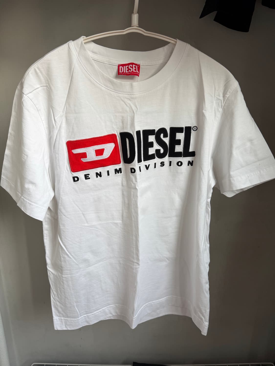 디젤 반팔티 상품이미지1