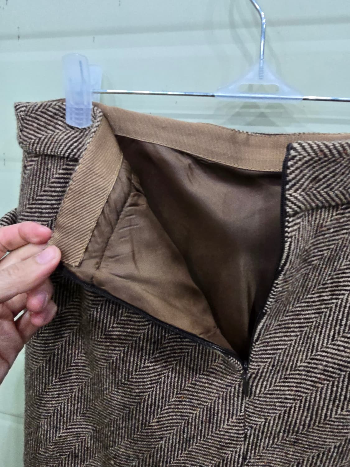 SISLEY HANDMADE 헤링본 브라운 미니스커트 상품이미지9