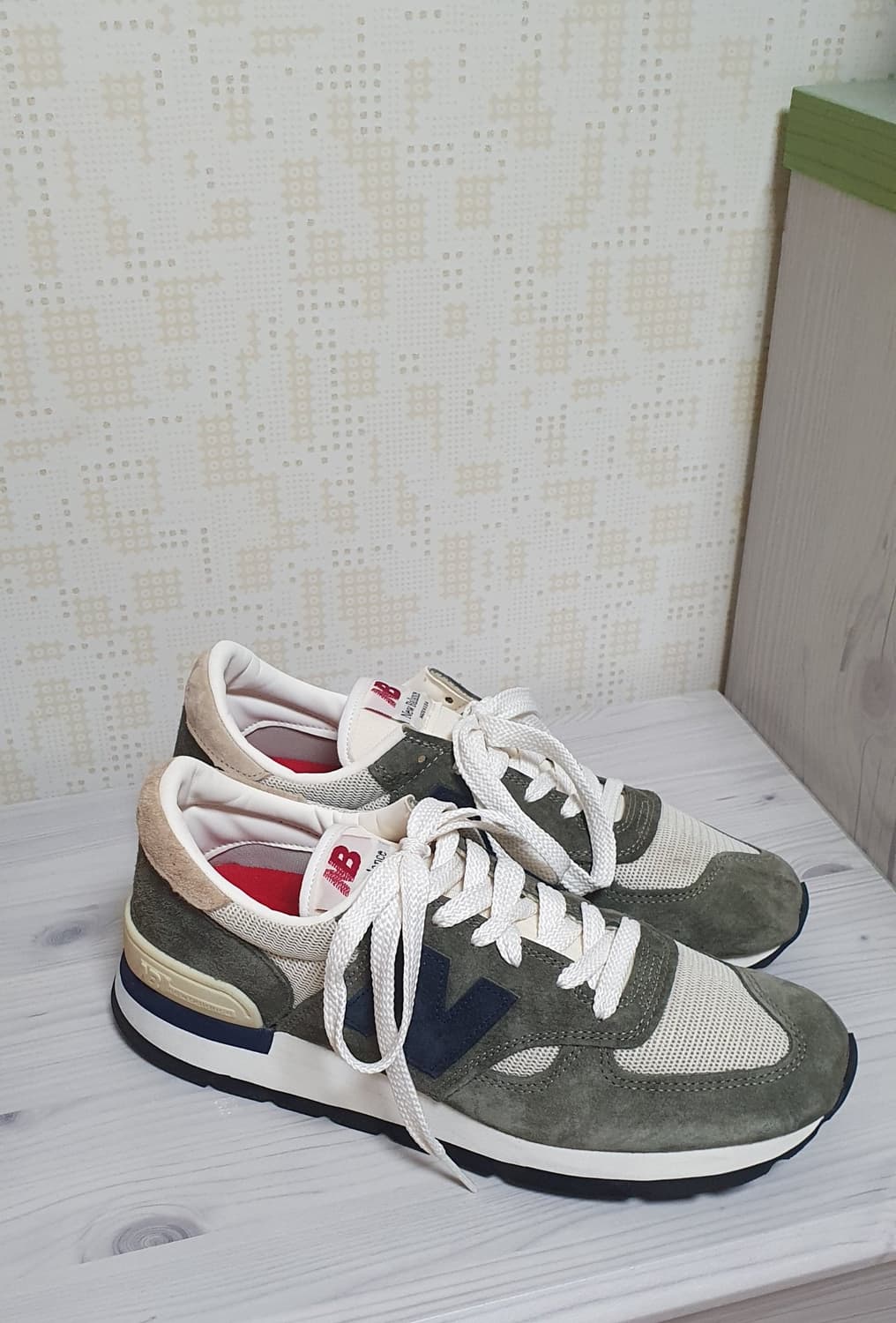 [260] 뉴발란스 990v1 올리브 260사이즈 판매  상품이미지2
