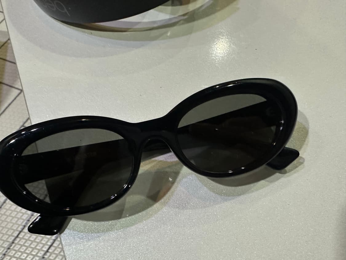 젠틀몬스터 le 상품이미지1