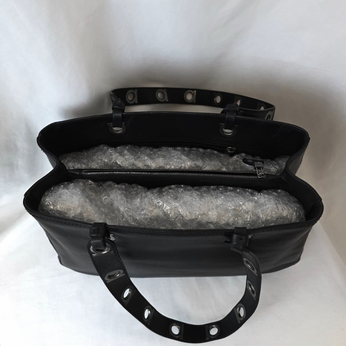 [정품 Ferragamo] 페레가모 빈티지 간치니버클 레더 숄더백 쇼퍼백 상품이미지7