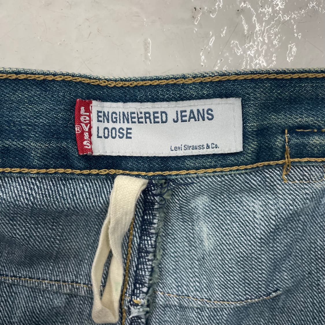 Levi’s 블리치드 워시드 엔지니어드 진 상품이미지6