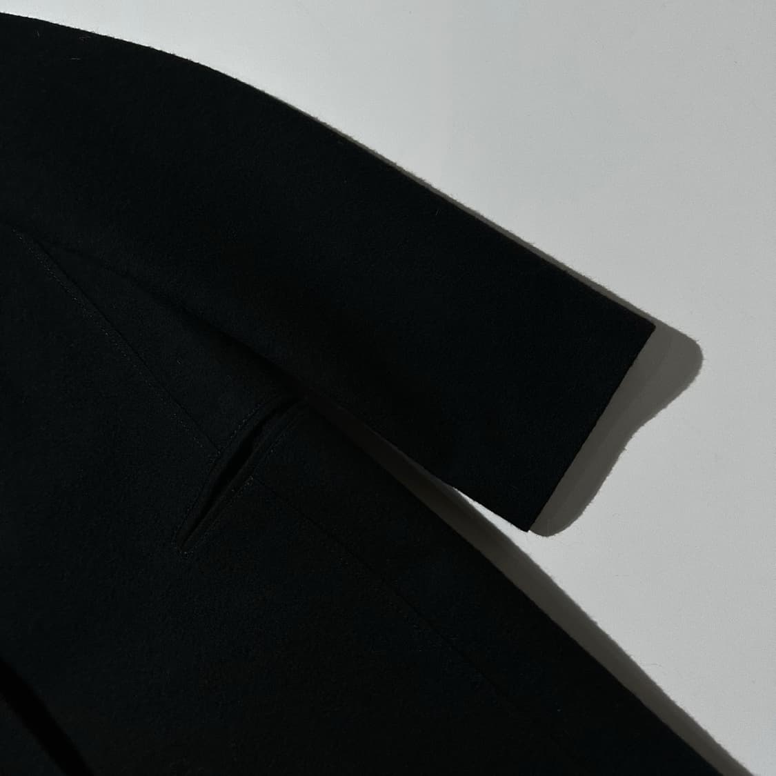 헬무트랭 카라 배색 싱글 코트 상품이미지5