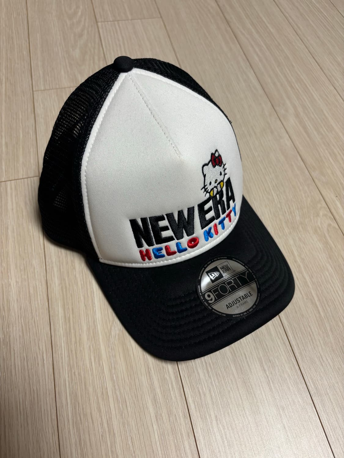 뉴에라 x 헬로키티 볼캡 상품이미지2