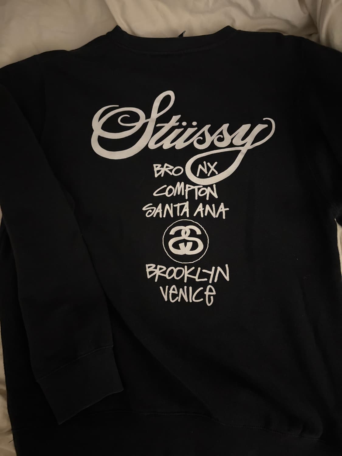 스투시 월드투어 맨투맨L 상품이미지2